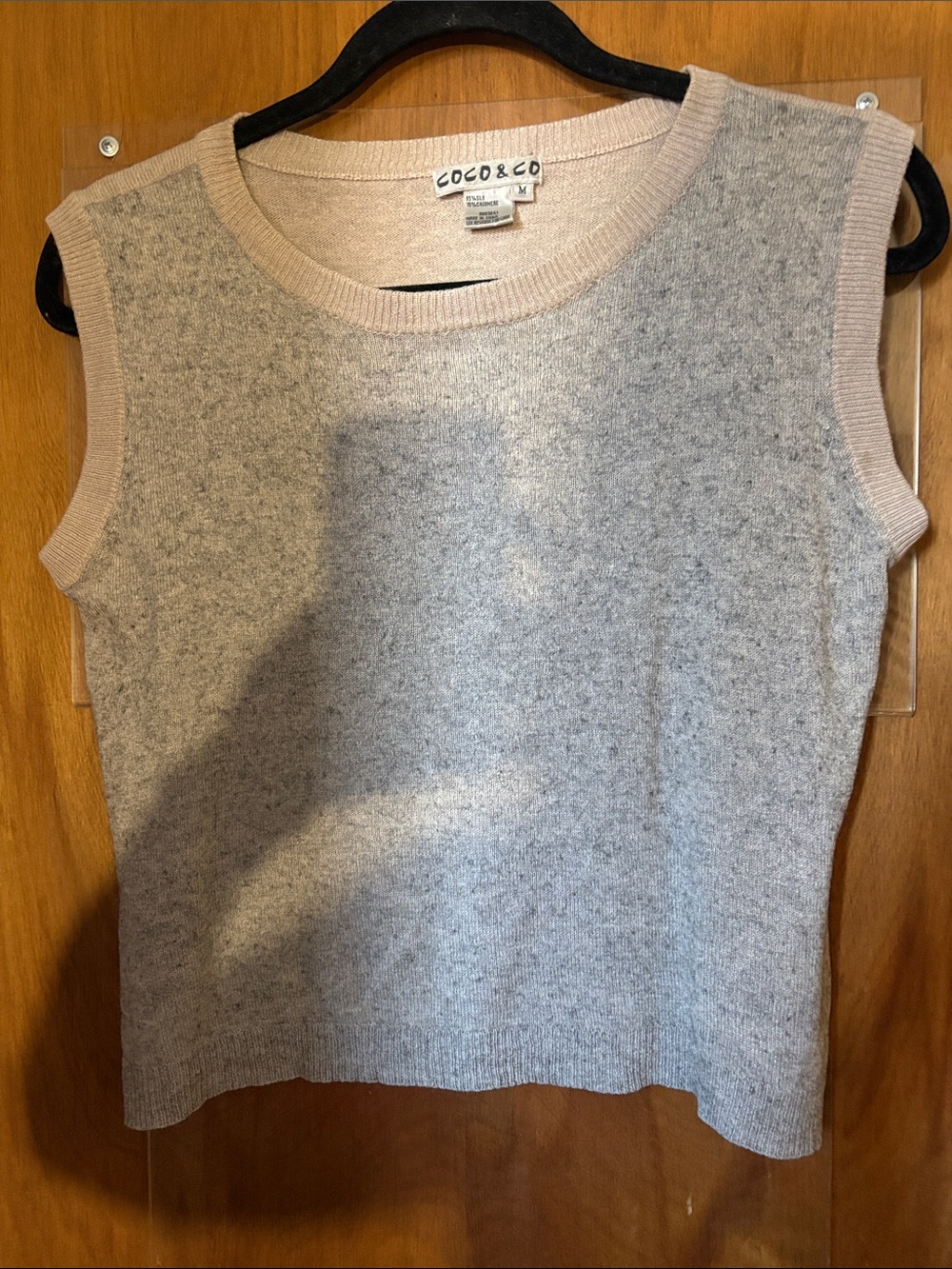Coco & Co Sleeveless Cropped Knit Sweater Vest in Light Gray and Cream